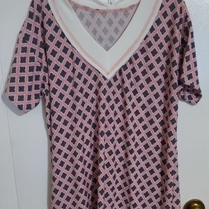 NWT Honeyme Pink/Black Short Sleeved Top